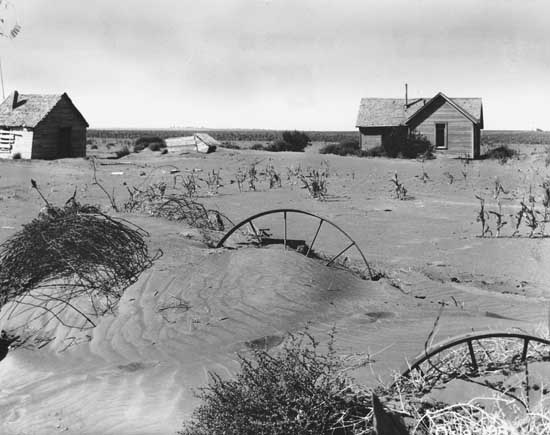 https://onehouronelife.com/newsImages/runsOut/dustBowl.jpg